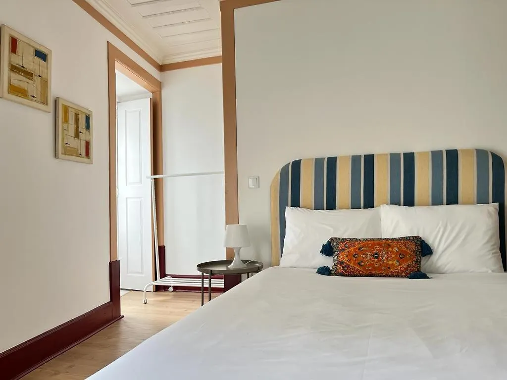 Apartamento Casa Rosa Com Ac Coímbra