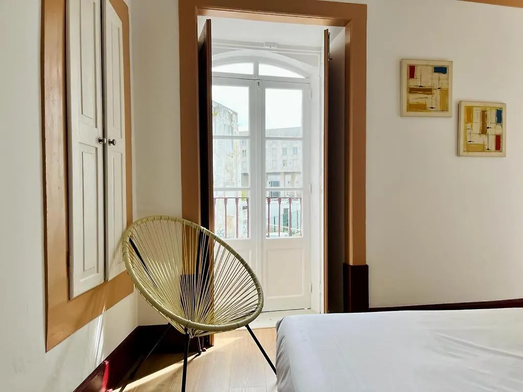Apartamento Casa Rosa Com Ac Coímbra